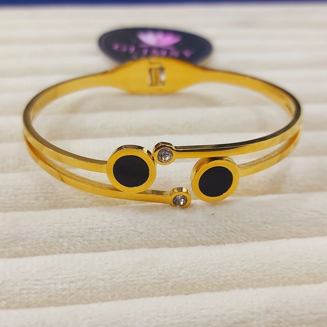 Black & Gold Dual Circle Bracelet